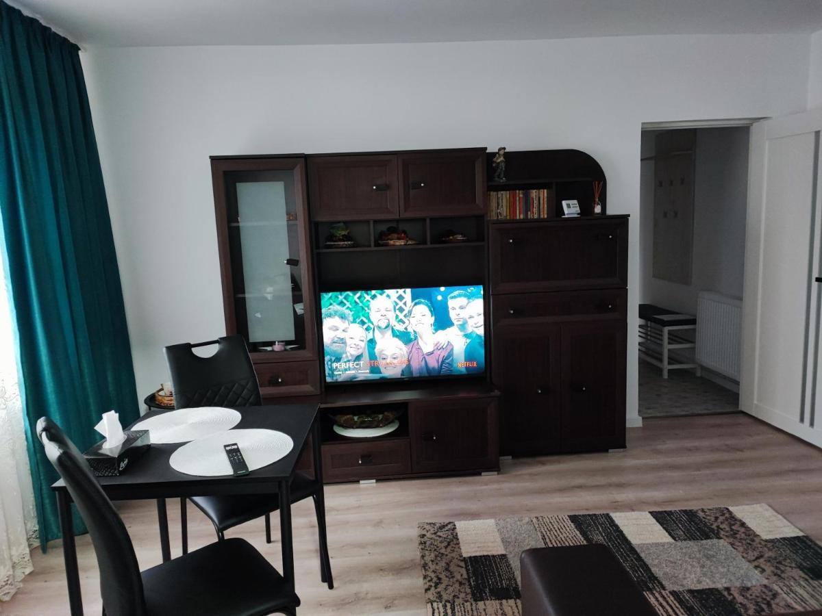 Apartament In Buzău Esterno foto